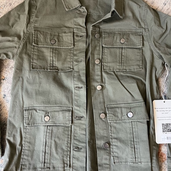 Green Utility Jacket - Picture 2 of 3